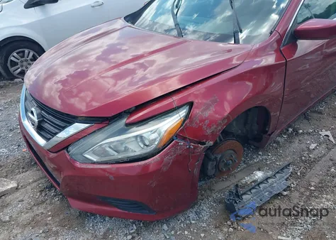 2016 Nissan Altima 2.5/2.5 S/2.5 Sl/2.5 Sr/2.5 Sv z USA, uszkodzony, nr VIN 1N4AL3AP3GN349374